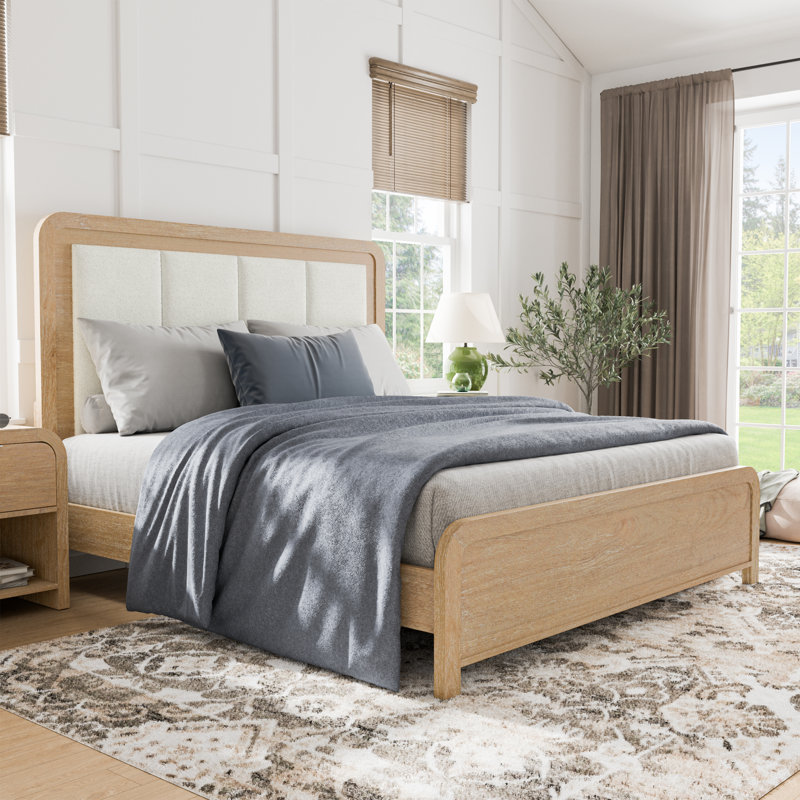 The Art of Warm Minimalism: Styling the Cozy Neutral Bedroom with Channel Tufted Elegance
